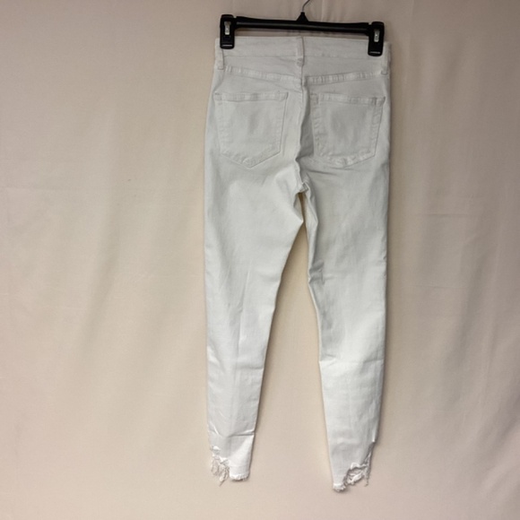 Top shop Jamie jeans SZ 26W x30L white distressed skinny straight legs t… - Picture 4 of 11